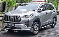 2023 Kijang Innova Zenix 2.0 Q Hybrid with Modellista package (MAGH10, Indonesia)