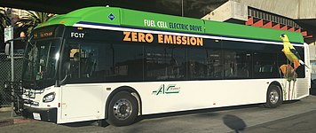 XHE40, AC Transit