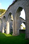 I Alvastra kloster fick drottning Bengta av Sverige sin grav.