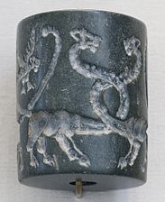 Sceau cylindrique en jaspe : lions et aigles à tête de lion, Période d'Uruk, (4100–3000 av. J.-C.), Musée du Louvre, Paris.