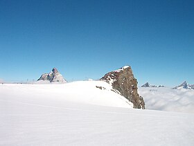 Vue depuis le sud-est.