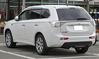 Mitsubishi Outlander PHEV (pre-facelift)