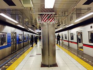 Keisei platforms, 2015