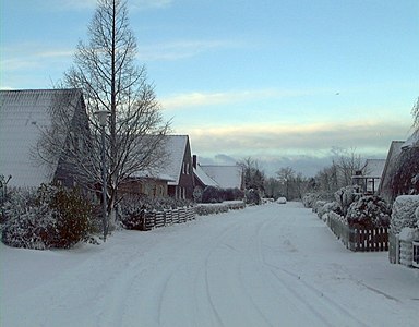 Остел во зима