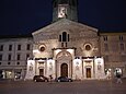 La cathédrale de nuit.