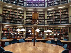 Intérieur de la Maughan Library.