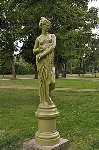 L'Automne, statue en fonte, Saint-Dizier, parc du Jard.