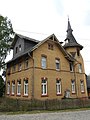 ehemalige Schule (umgenutzt) mit Glockenturm