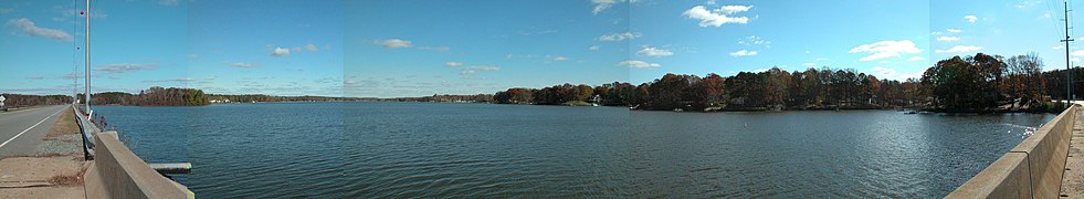 Large composite panoramic image of Abbotts Creek from Hwy 8