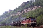 A Deutsche Reichsbahn oil train at Schloss Dornburg in 1990