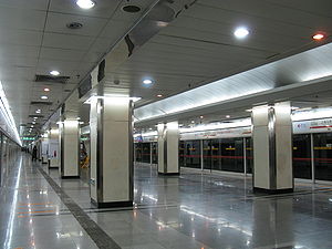 上海马戏城站站台