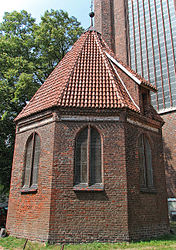 Apollonienkapelle next to the Marienkirche