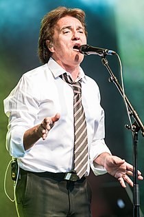 2017 The Hollies - Peter Howarth - by 2eight - 8SC6843.jpg