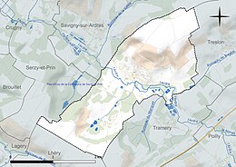 Carte en couleur présentant le réseau hydrographique de la commune