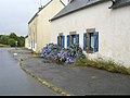 Maison dans le hameau de Kergroes.