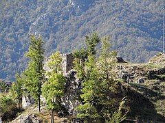 Vestiges de l'ancien château.