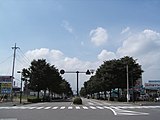 駅前から続く大通り（栃木県道53号大田原高林線）