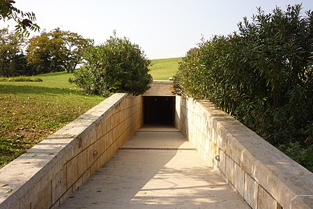 Entrée des tombes royales.