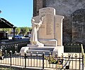 Le monument aux morts municipal.