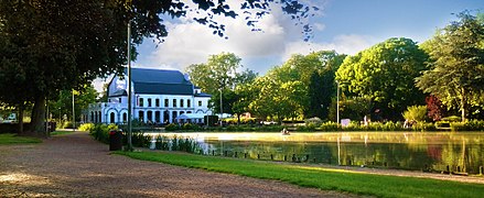 Photo du parc de Jemappes (Château Guillochain).