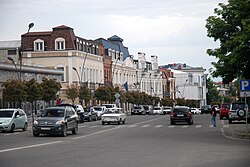 Praça Rustaveli da cidade de Telavi