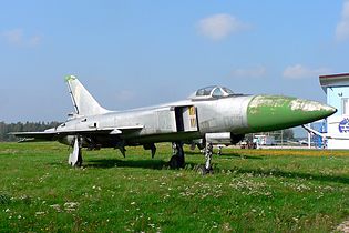 Su-15 dans un musée.