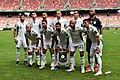 l'équipe algérienne pose en photo avant le match au stade de Japoma 2021.