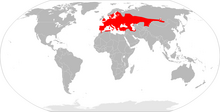 Carte de répartition de la Couleuvre à collier. La répartition va de l'Europe de l'Ouest (Royaume-Uni, France…) et va jusqu'à la Mongolie.