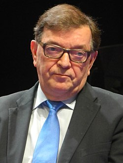 Paavo Väyrynen vuonna 2017.