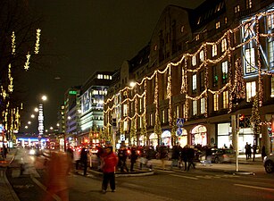 Hamngatan i julbelysning 2008.