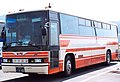 1988年頃までの塗装の貸切バス（日野・ブルーリボン）
