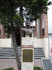 Sculpture à la mémoire du danseur de Jorge Tyler, exposée dans la rue Genova, dans la Zona Rosa de Mexico. Sculpté par Francisco Perez Martinez