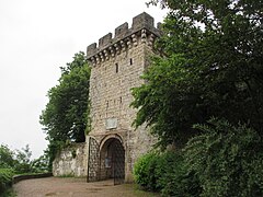 Tour d'entrée fortifiée, XIIIe siècle (tour du Parvis)