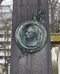 Medallion by Mercié on the tomb of Laurent-Pichat