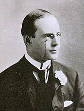 Portrait photo of Richard Mansfield