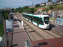 Photographie en couleur d'un tramway.