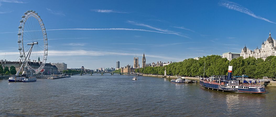 River Thames, by David Iliff