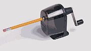 Hand-cranked planetary sharpener, with cover in place