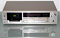 DR-M11 カセット・テープ・レコーダー （日本市場未発売）