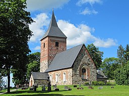 Skepptuna kyrka i juli 2012