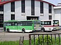 塗り替えを待つ札幌市営バス引継車