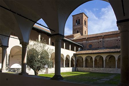 Le cloître.