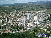 Centro de Caxambu visto do morro do Teleférico