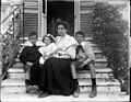 Italian philanthropist and activist Enrichetta Giolitti Chiaraviglio and her children