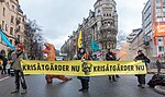 Extinction Rebellion Sverige i en klimataktion på Stureplan i centrala Stockholm i april 2024.