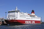 Fartyget i Viking Lines röda/vita färger.