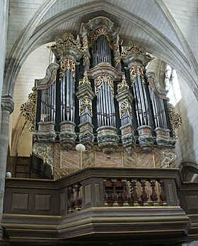 Vue du chevet de l'église Saint-Martin