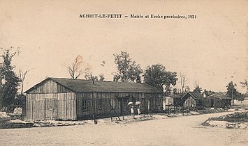 Le village en reconstruction en 1921.