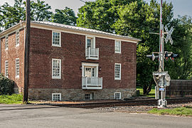 Carter Hotel next to Norfolk Southern RR tracks