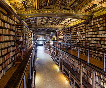 Duke Humfrey's Library, looking south in the Arts End, by Diliff